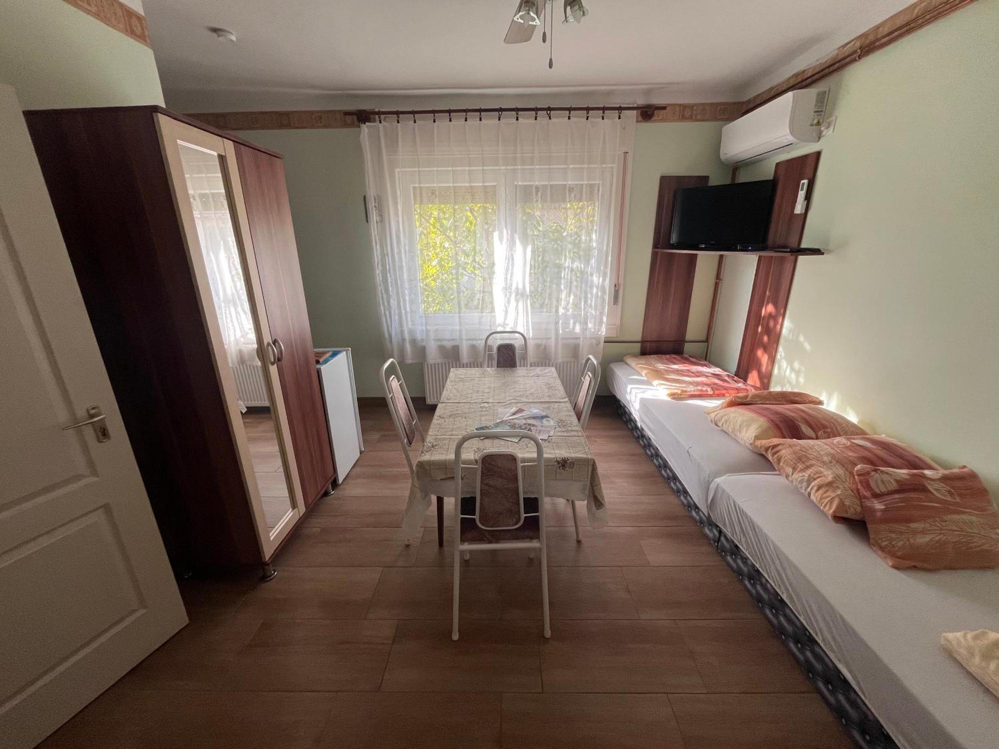 Abigel Apartman Morahalom Room photo
